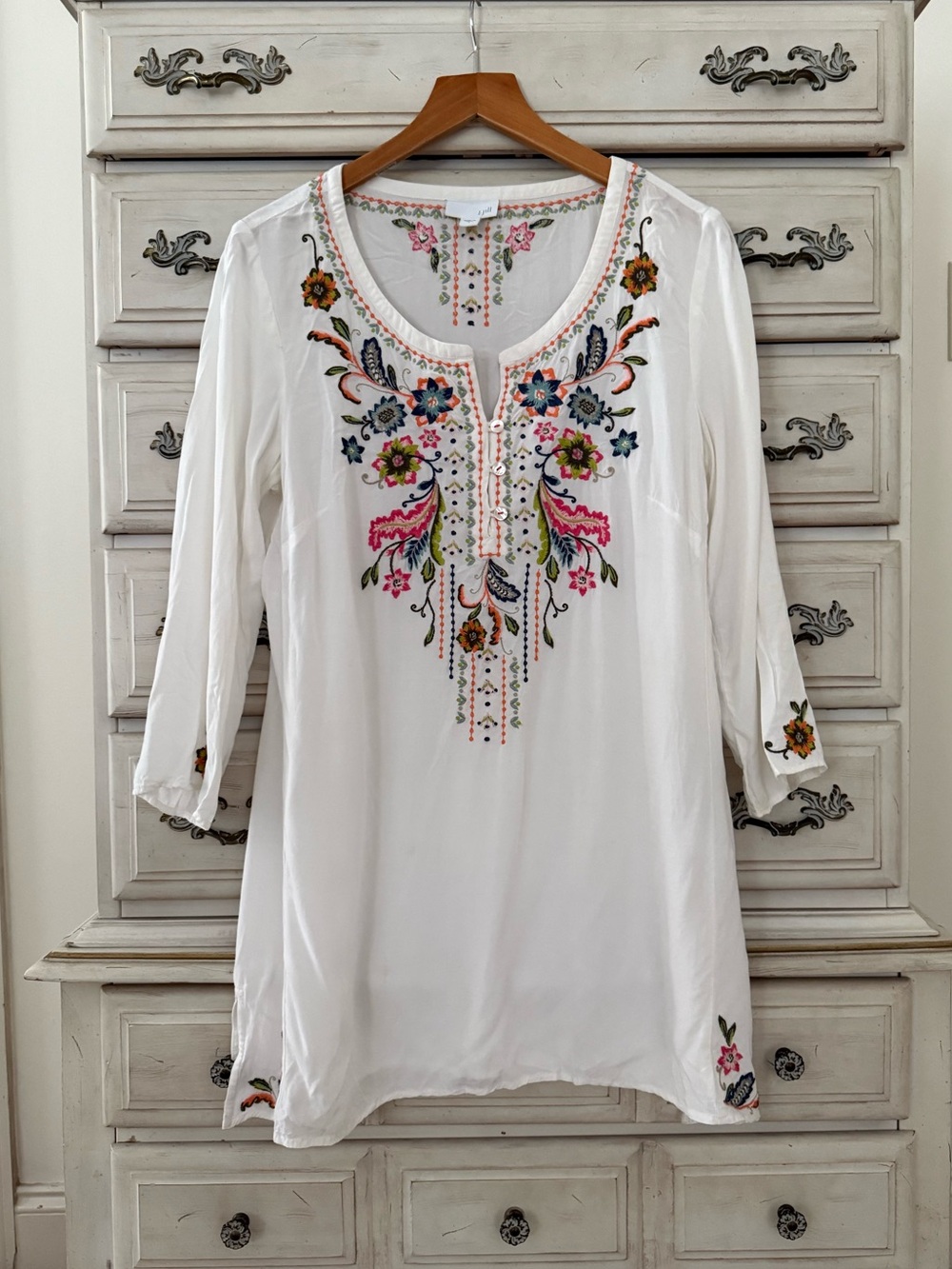 J. Jill White Floral Embroidered Blouse Top